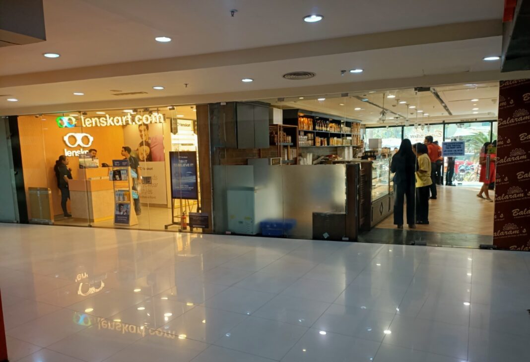 shops available for rent